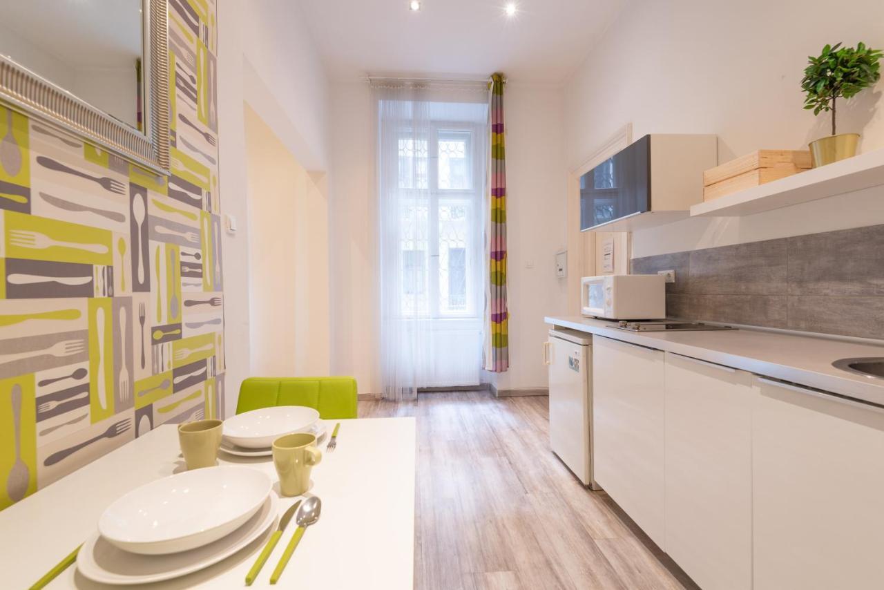 Standard Apartment By Hi5 - West End Center Budapest Exterior foto