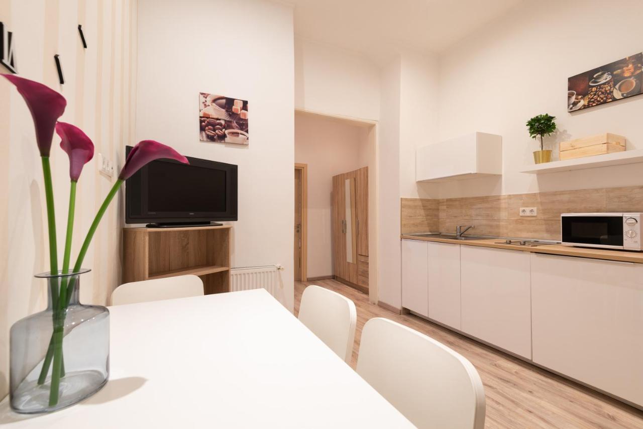 Standard Apartment By Hi5 - West End Center Budapest Exterior foto