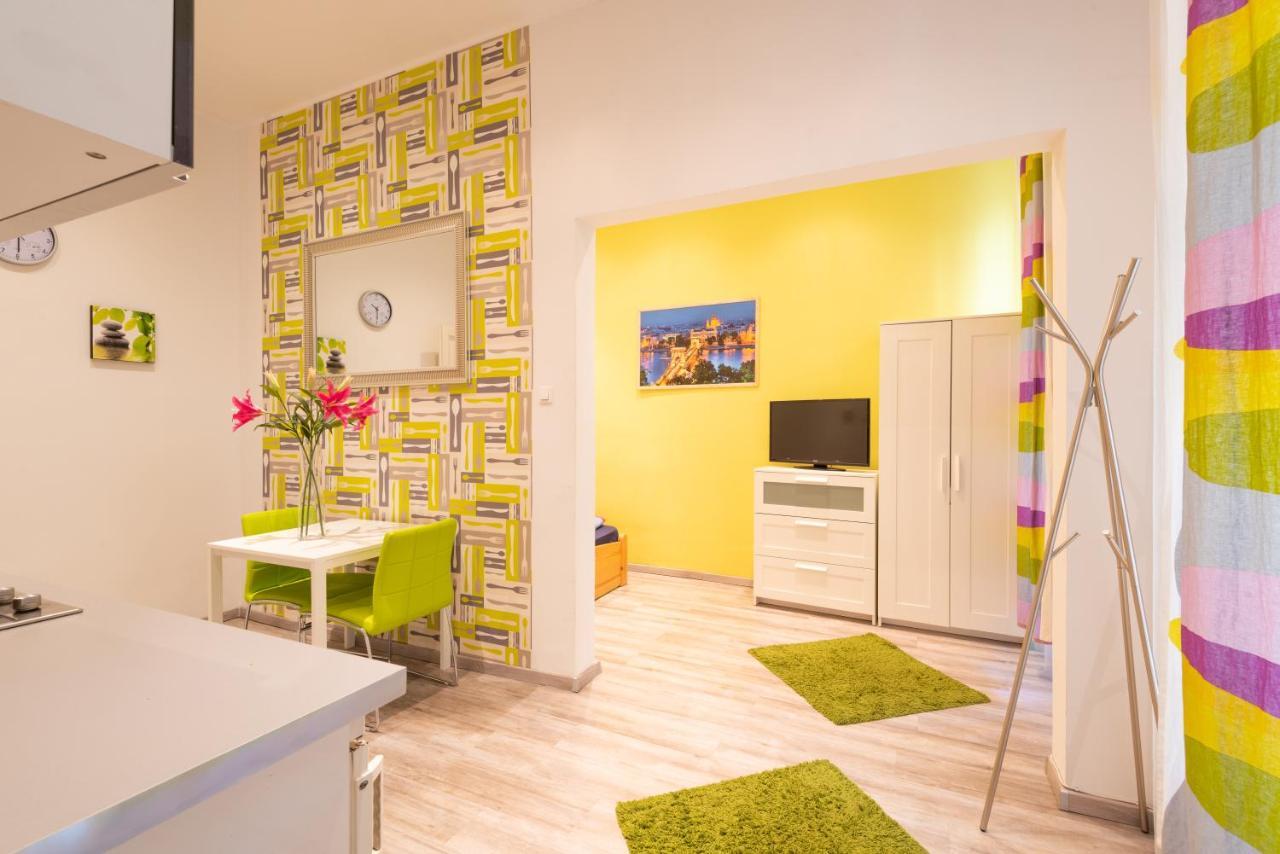 Standard Apartment By Hi5 - West End Center Budapest Exterior foto