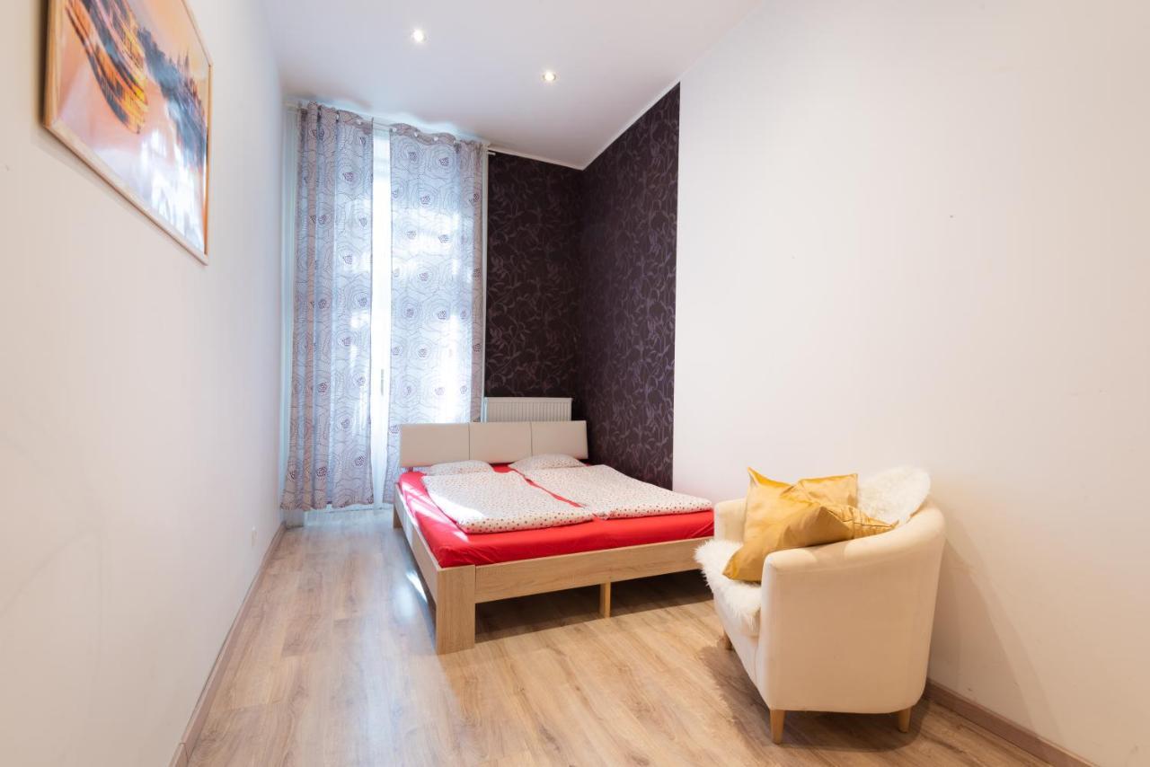 Standard Apartment By Hi5 - West End Center Budapest Exterior foto